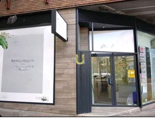 Trasp�s Local Comercial en Ciudad Universitaria. Ref3904 unionsol ofrece en alquiler  y traspaso de  centro est�t