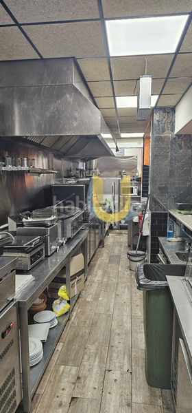 Foto dbb3ade9-3344-41b0-a182-b61f8fee2f9a. Traspaso local comercial se trapasa y alquila restaurante premium madrid en Boadilla del Monte