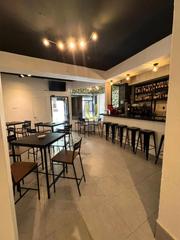 Traspàs Local Comercial a Palacio. Ref4027 traspaso y alquiler de taberna restaurante en la latina