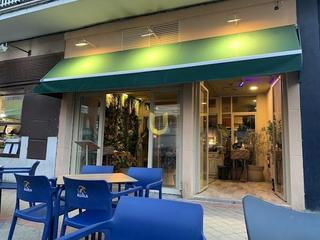 Locale commerciale in Vista Alegre