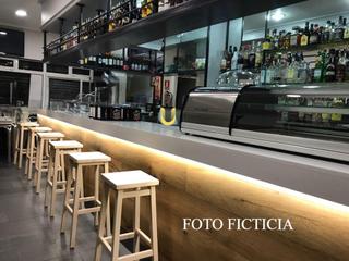 Umzug Geschäftsraum in La Espinilla-Parque Blanco. Ref4114 traspaso y alquiler   de bar restaurante con terraza en