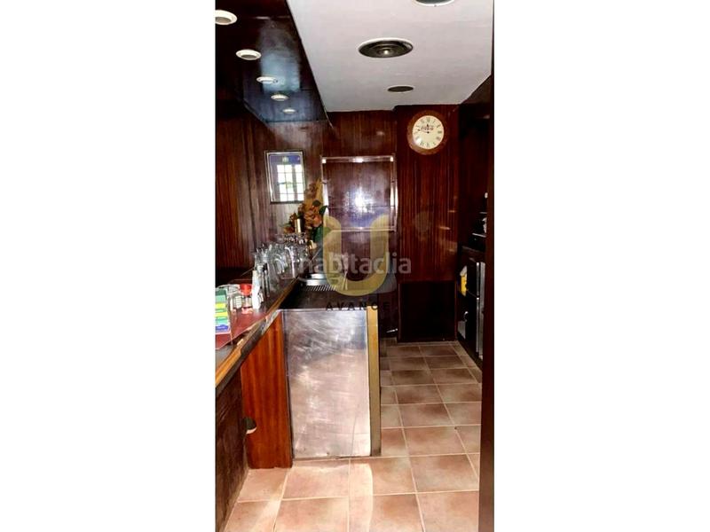 Foto 723acf4f-669a-4a26-8e35-f96efdce4997. Local comercial a Villalba Estación Collado Villalba