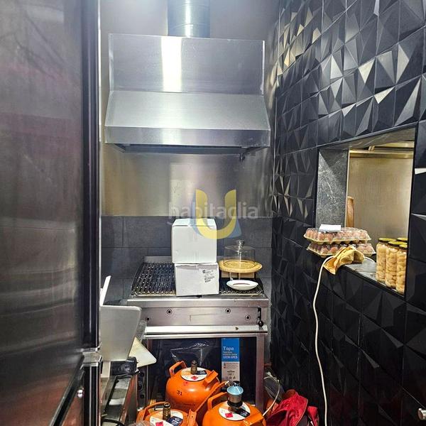 Foto d50563b8-b080-478f-a0ee-695f47e46065. Trapasso locale commerciale in Zona Europa Arroyomolinos