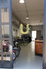 Traspàs Local Comercial a Europolis. Refun4192 alquiler y traspaso de taller de motos en las rozas de