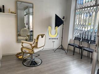 Pas-de-porte Local commercial à Villafontana - Estoril I. Ref un4196 alquiler y traspaso de academia  barbería en móstoles