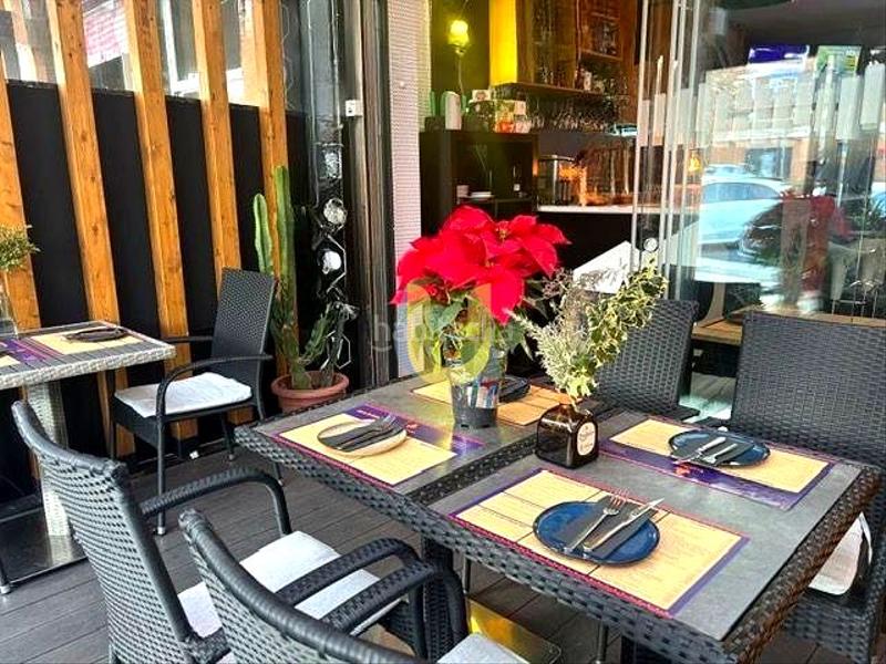 Foto 3de453db-db23-44f6-b640-d5d4f208d859. Traspàs local comercial a Sector B Boadilla del Monte