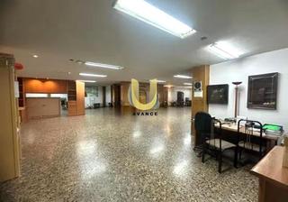 Lloguer Local Comercial a Embajadores-Lavapiés. Ref un4232 alquiler de local comercial de 1.160 m2 en lavapiés