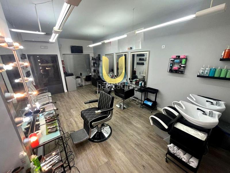 Foto b8b9e2d3-8bbe-4321-bf46-70f45b176a3a. Pas-de-porte local commercial dans V Centenario Leganés