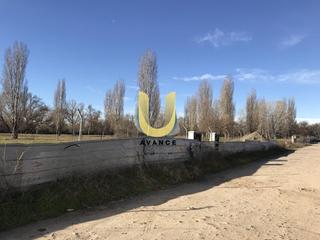 Rent Residential Plot in Zona Industrial. Refun4311 alquiler de terreno de 3.900 m2en paracuellos de jaram