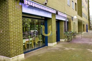 Traspàs Local Comercial a Suroeste - Zona Hospital. Refun4445 alquiler y traspaso de restaurante cafetería elegante