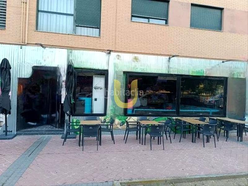 Foto 96417cc8-f851-45bf-b088-ee7fca4a76e8. Traspaso local comercial nrefun4453 alquiler y traspaso de bar tetería con terraza en Parla