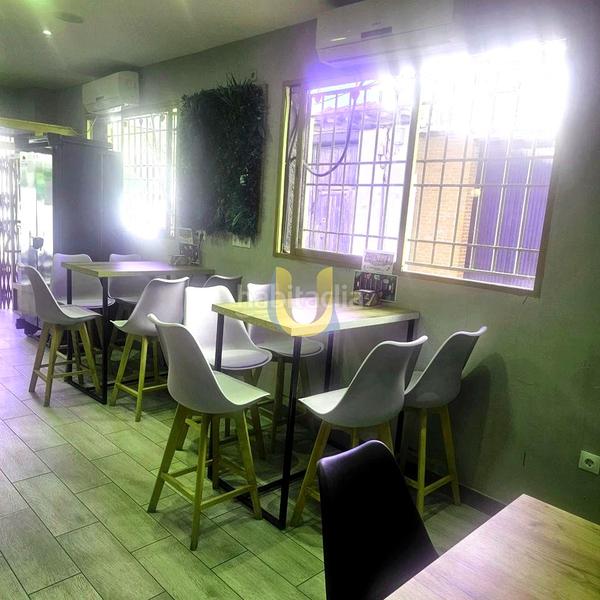 Foto b425282e-4b28-4dea-b0f8-70a80893f6e4. Traspaso local comercial refun4457 alquiler y traspaso de bar cafetería con terraza madrid en Valdemoro