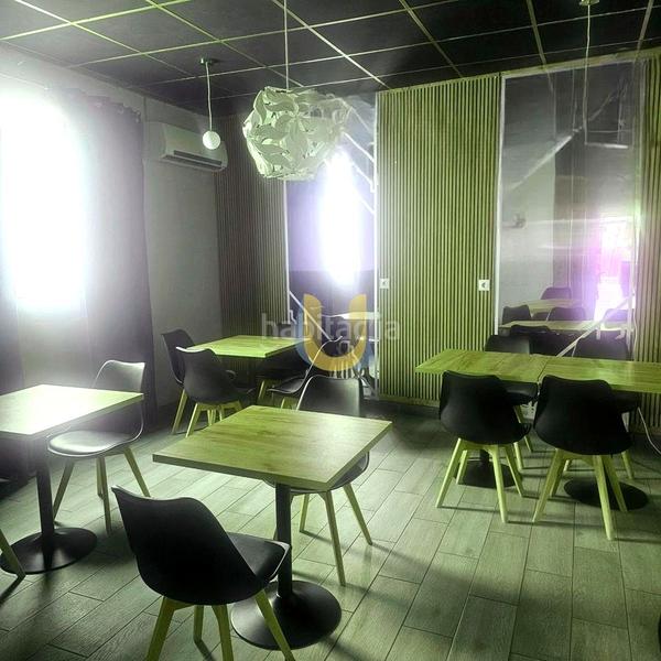 Foto f8a5cbab-253f-4486-a064-a8493d624834. Traspaso local comercial refun4457 alquiler y traspaso de bar cafetería con terraza madrid en Valdemoro