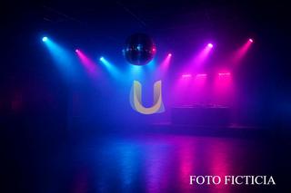 Traspàs Local Comercial a Castillejos-Cuzco. Prefun4479 alquiler y traspaso de discoteca en bravo murillo  ma