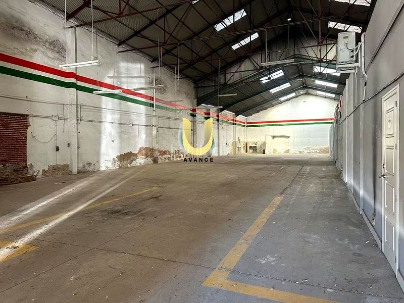 Foto 513d0b28-d157-403b-ae08-8237c138dec1. Rent industrial building in Don Benito