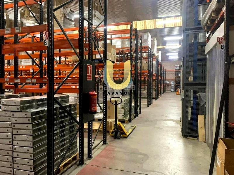 Foto 42e9054d-62e5-4eb4-bb55-5ac16e2a9660. Affitto capannone industriale in Las Dehesillas-Vereda de los Estudiantes Leganés