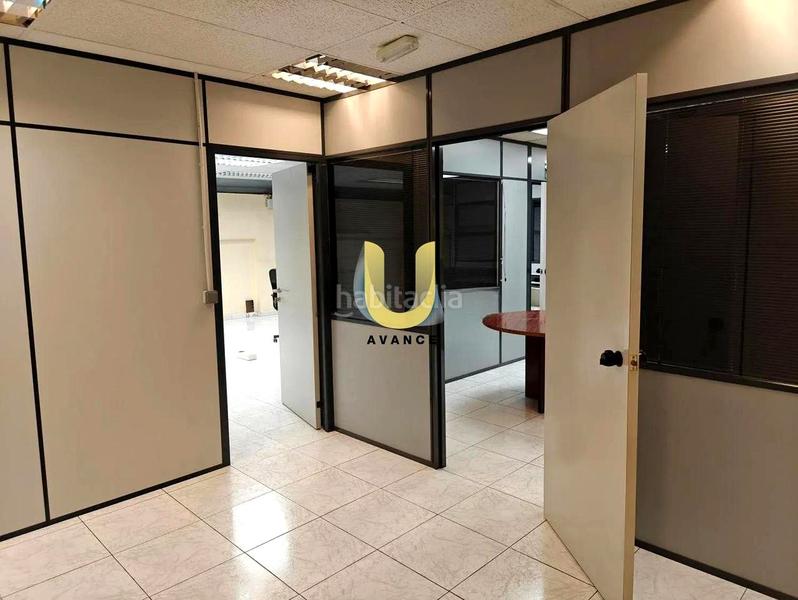 Foto c7f36e15-04c5-456e-8fb8-d1367f808ec7. Rent industrial building in Polígono Europa Alcalá de Henares