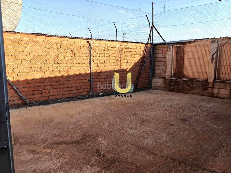 Foto e8dec3a2-1ce1-4223-b56a-1acd70fc7691. Rent industrial building in Polígono Europa Alcalá de Henares