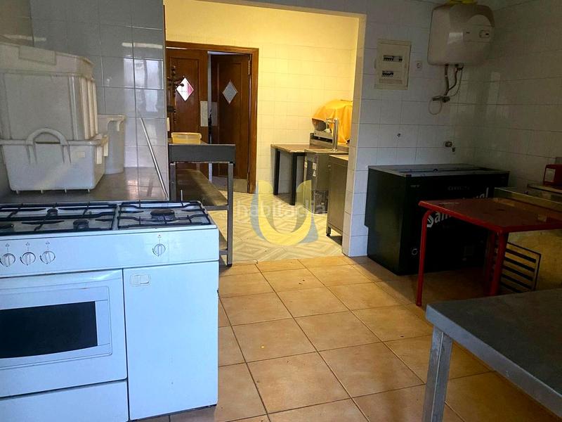 Foto 841a8b1d-6eed-46a2-9e9d-ee81e715d923. Trapasso locale commerciale in Valdepelayo-Montepinos-Arroyo Culebro Leganés