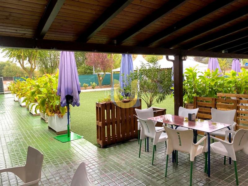 Foto 74a9ad92-ed97-4f62-96a5-a7670d3c8062. Locale commerciale in Fuentidueña de Tajo