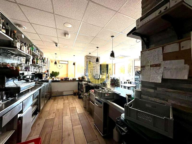 Foto 9af29f69-6fea-4342-bc9b-23afebc301a4. Traspaso local comercial prefun4597 unionsol ofrece en alquiler y traspaso bar restaurante con terraza madrid en Getafe