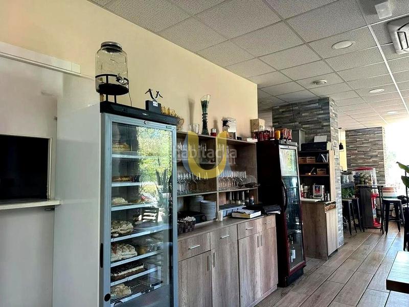 Foto d99fd349-824d-485d-b19a-10f9afabfb05. Traspaso local comercial prefun4597 unionsol ofrece en alquiler y traspaso bar restaurante con terraza madrid en Getafe