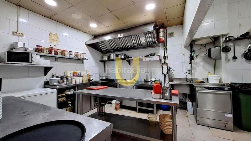 Foto 09e61397-eb55-40bc-84f3-419695c208f6. Pas-de-porte local commercial dans Casco Histórico de Barajas Madrid