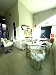 Transfer Business premise in Ciudad Universitaria. Prefun4664 unionsol ofrece en alquiler y traspaso centro estétic