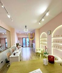 Transfer Business premise in Palacio. Prefun4826 unionsol ofrece en alquiler y traspaso centro estetic