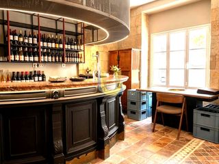 Traspàs Local Comercial a Sol. Ref un4827unionsol ofrece en alquiler y traspaso bar restaurante
