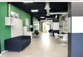 Local Comercial a Parque Oeste-Fuente Cisneros