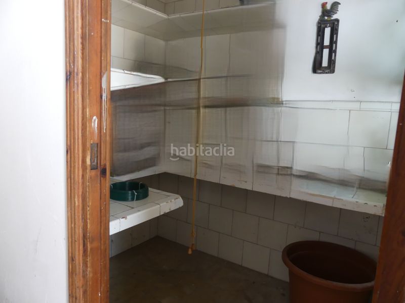 Foto 4f5a241b-f011-4187-aac0-da9e3255cba6. Pis amb xemeneia calefacció a El Terreno Palma de Mallorca