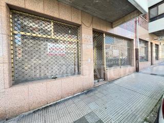 Local Comercial en Calle rafael surez 4. Local comercial en villalegre - avils