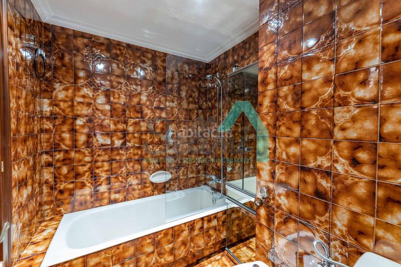 Foto 4b18bd6c-6c7f-4270-88fd-60e1b851726a. Alquiler piso en Fontán Oviedo