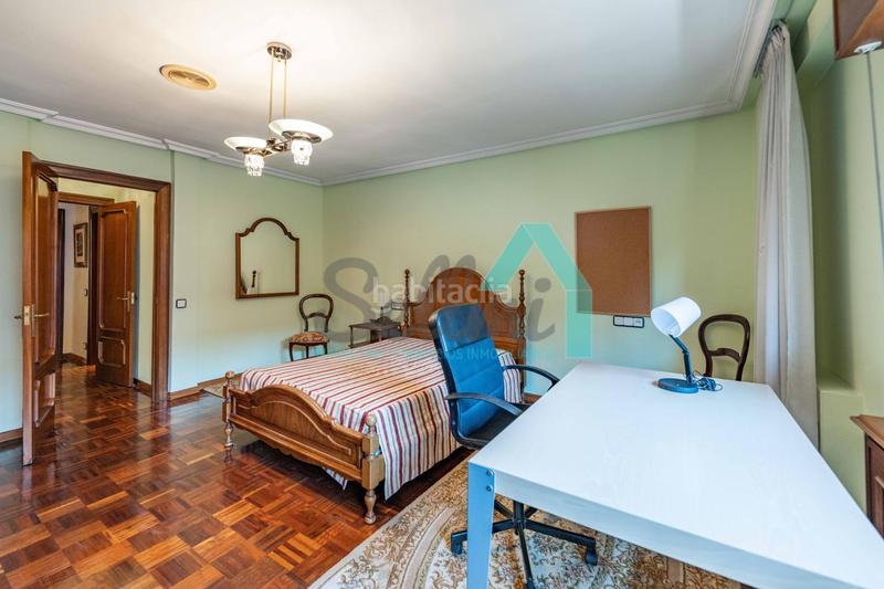 Foto 65cfecf8-fe47-44b4-bdff-26e44dd3f90d. Alquiler piso en Fontán Oviedo