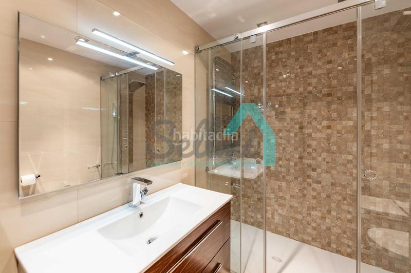 Foto aca633bf-ee1a-4bad-aa82-d49d0215fb2b. Alquiler piso en Fontán Oviedo