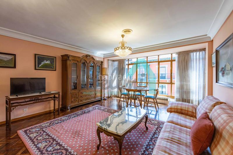 Foto af0247ef-5b34-4cdc-9de1-938766dc1fca. Alquiler piso en Fontán Oviedo