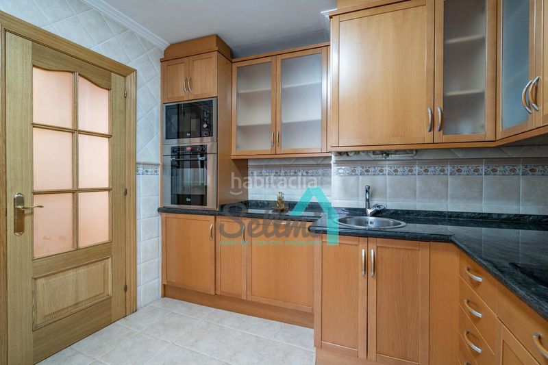 Foto d2044fbd-768e-42bb-b0ee-0defb1e3f716. Flat with heating in Parque San Francisco - Uría Oviedo