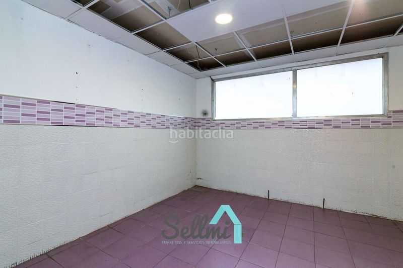 Foto b50f2406-3a43-45e7-8b5c-3a7276a48ab4. Local comercial en La Villa - Bazuelo Mieres