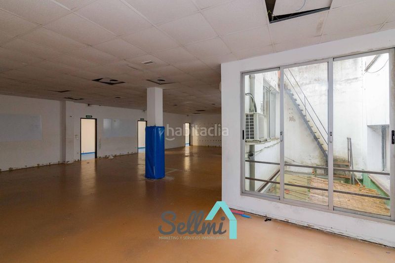 Foto bbb092aa-0a5d-40dd-9482-5c4031b9fb77. Local comercial en La Villa - Bazuelo Mieres