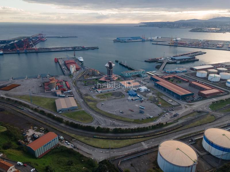 Foto b99cac77-1a38-4d80-a7bc-bf3caa8eacc4. Residential plot in Jove Gijón