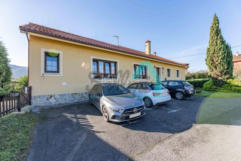 Foto a92148b9-b311-4e14-9e40-0f9233828e74. Casa amb calefacció aparcament a Cudillero