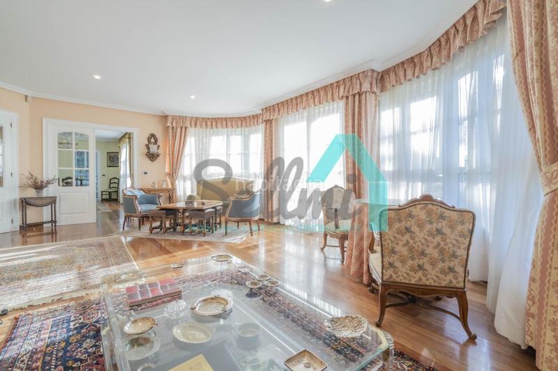 Foto 2b7f9c78-ae53-45c1-8756-12da64d0e4bf. Haus mit heizung parking in Parroquias Sur - La Manjoya Oviedo