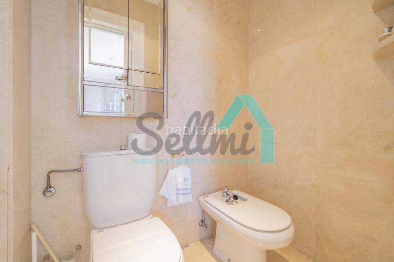 Foto 8795b1e7-d00c-4a93-8e1a-a0f19fb63cd0. House with heating parking in Parroquias Sur - La Manjoya Oviedo