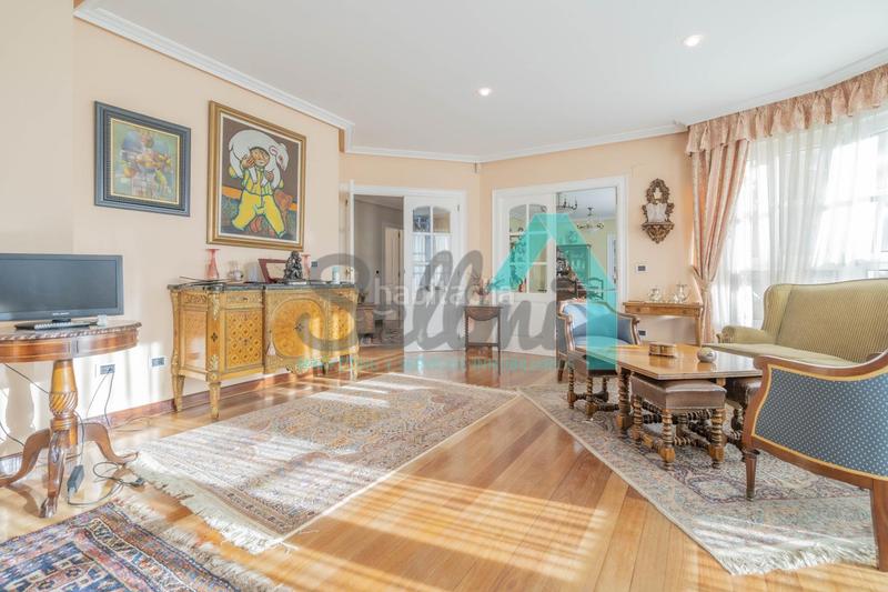 Foto 42b5a96a-c456-425a-91c0-0d79306c3709. Maison avec chauffage parking dans Parroquias Sur - La Manjoya Oviedo