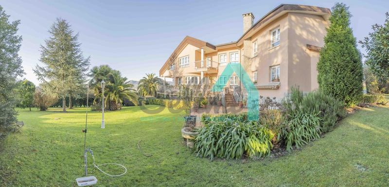 Foto 46b97a35-1039-4b0e-90d7-cc74783cd12a. Maison avec chauffage parking dans Parroquias Sur - La Manjoya Oviedo