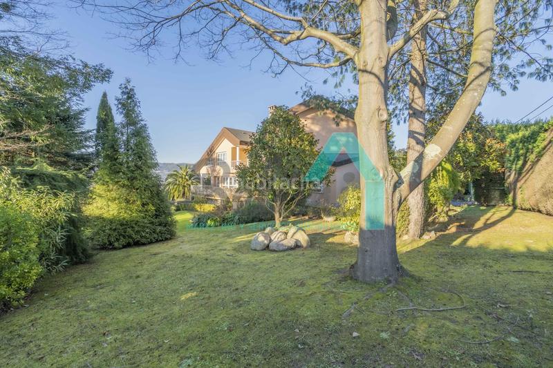 Foto eb1d63a3-e20d-45d9-bbfe-ddbadd68dace. Maison avec chauffage parking dans Parroquias Sur - La Manjoya Oviedo