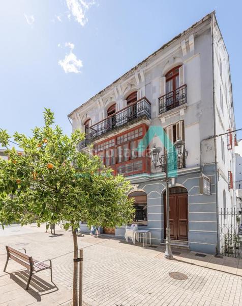 Foto 5c0be5ed-1c8e-4759-b1f6-f74a0e8c8bbe. Édifice dans Navia