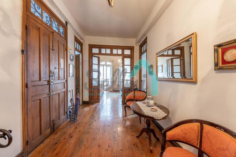 Foto 6c496806-50e8-4cc3-b18f-55bd044a550d. Édifice dans Navia