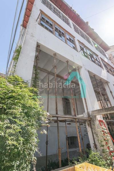 Foto a9c23b68-d423-4475-ab4c-c32cdc8a5343. Édifice dans Navia